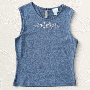 Vintage Moda International Women’s gray Embroidered Sleeveless Top size S